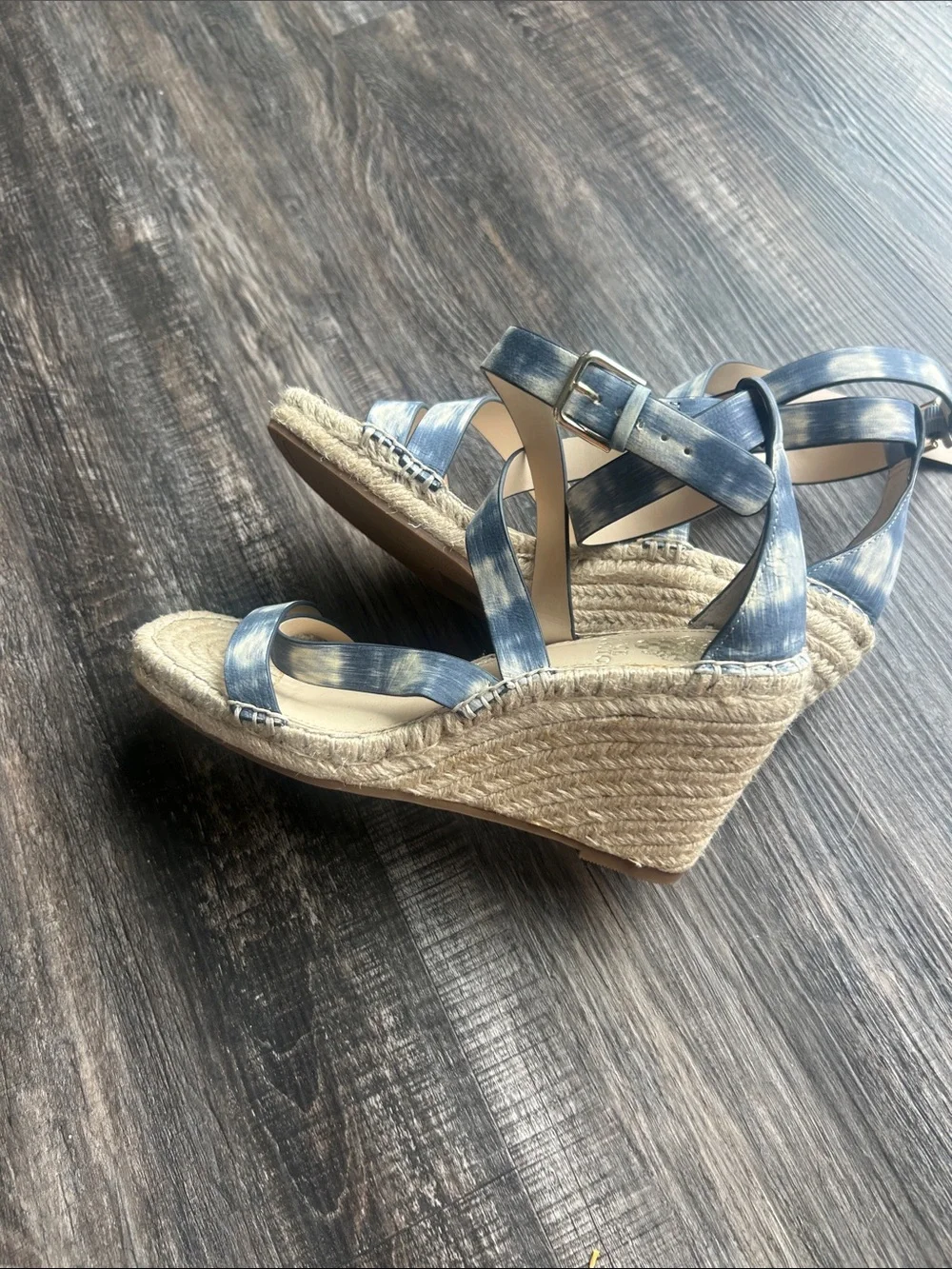 Vince Camuto lightweight espadrille